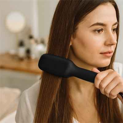 Brosse lissante chauffante poignée antidérapant