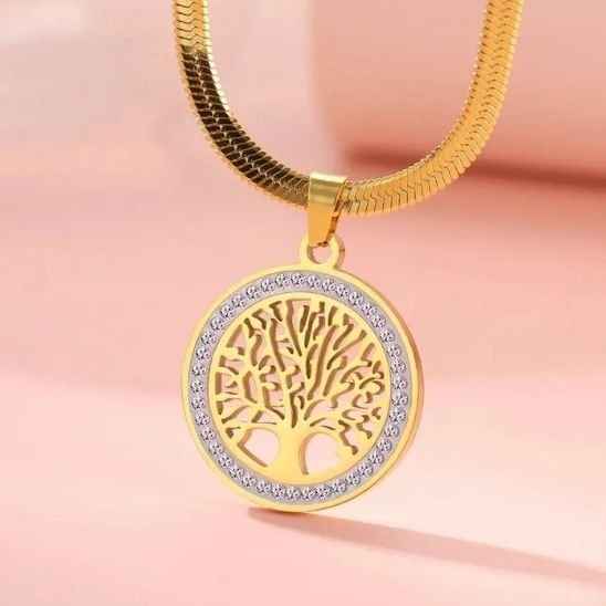 Collier arbre de vie polyvalence vestimentaire