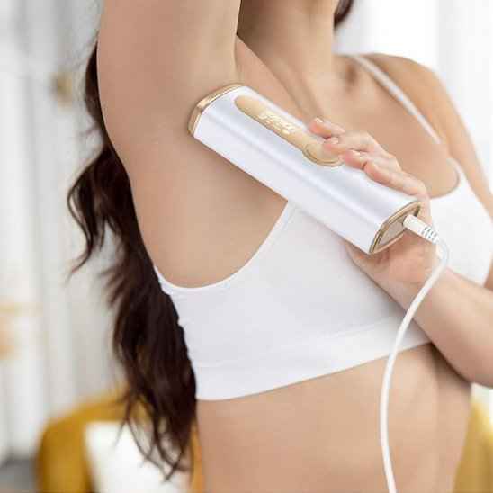 Épilateur à lumière pulsée simplicite d'utilisation