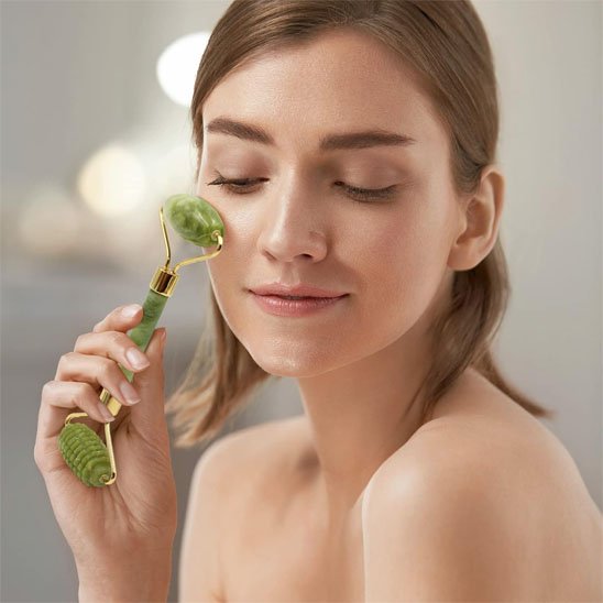 Gua sha visage Finitions dorées 