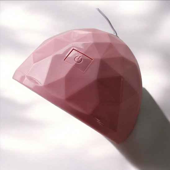 Lampe UV ongles indispensable